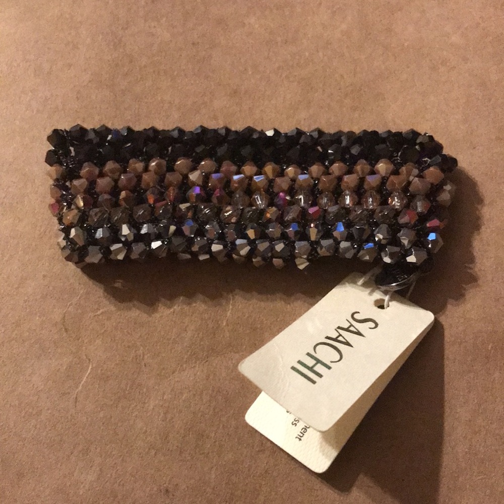 Saachi crochet beaded Bracelet multi neutral colors magnetic clasp NWT - Picture 5 of 10